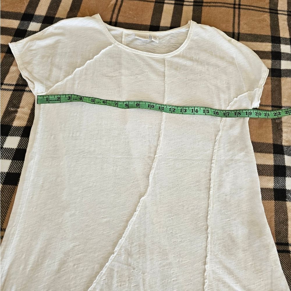 Chico's White Short Sleeve Relaxed Scoop Neck T-Shirt - Picture 4 of 7